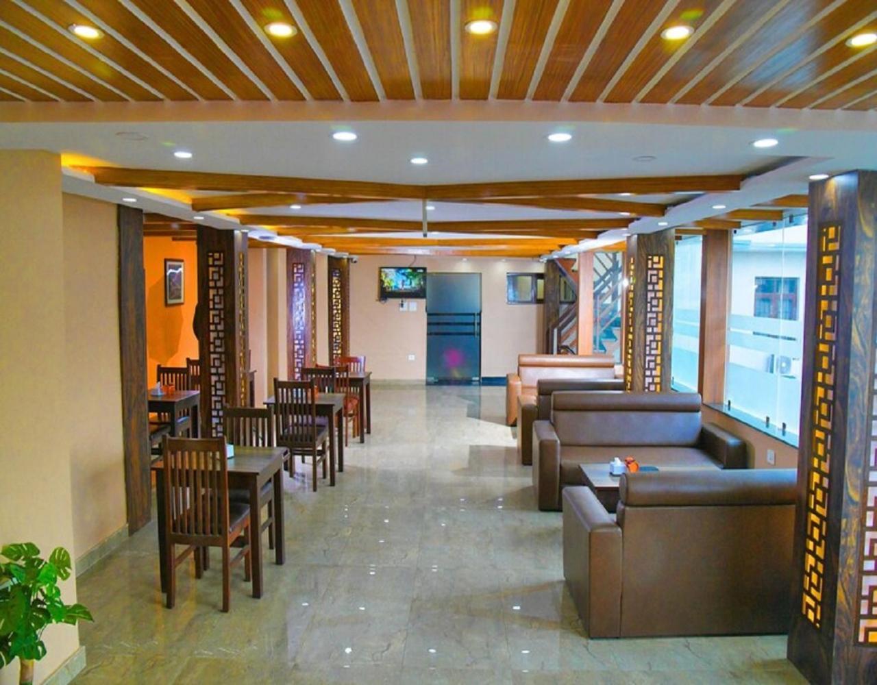 Hotel Teo International Near Delhi Airport By-Tu Casa Нью-Дели Экстерьер фото
